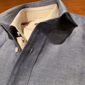 リネンシャツって良いですよね…