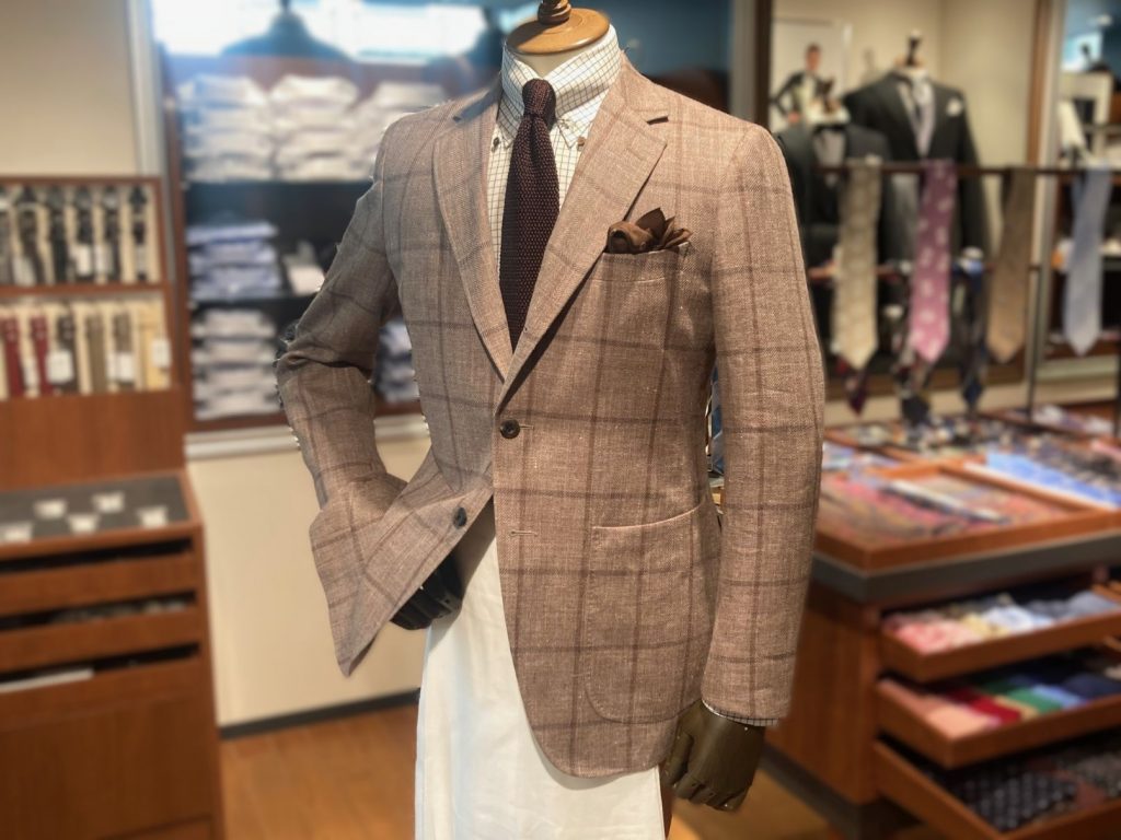 春夏を彩る上質ジャケット～DORAGO ウール×リネンの魅力～