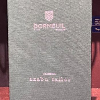 DORMEUILの定番「AMADEUS」