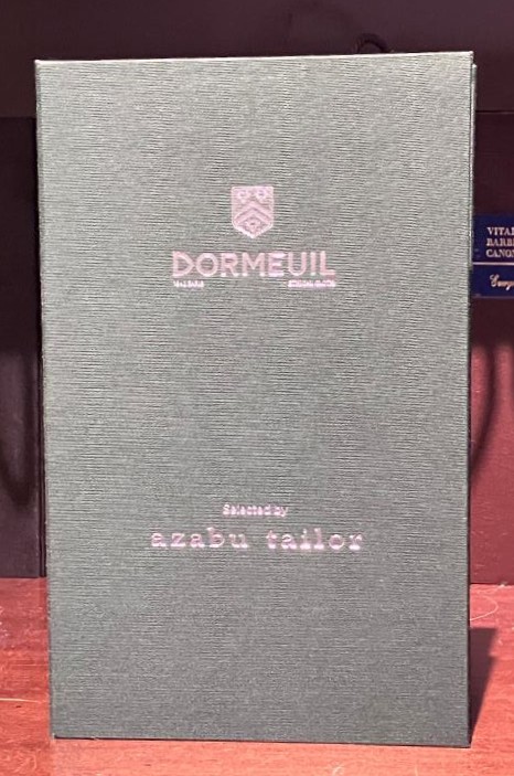 DORMEUILの定番「AMADEUS」