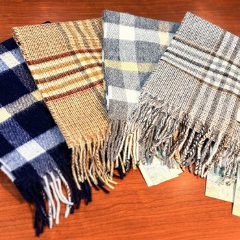 〚クリスマスプレゼントにマフラー〛