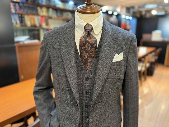 気品溢れる高機能フランネルスーツ【Loro Piana/JERSELY】