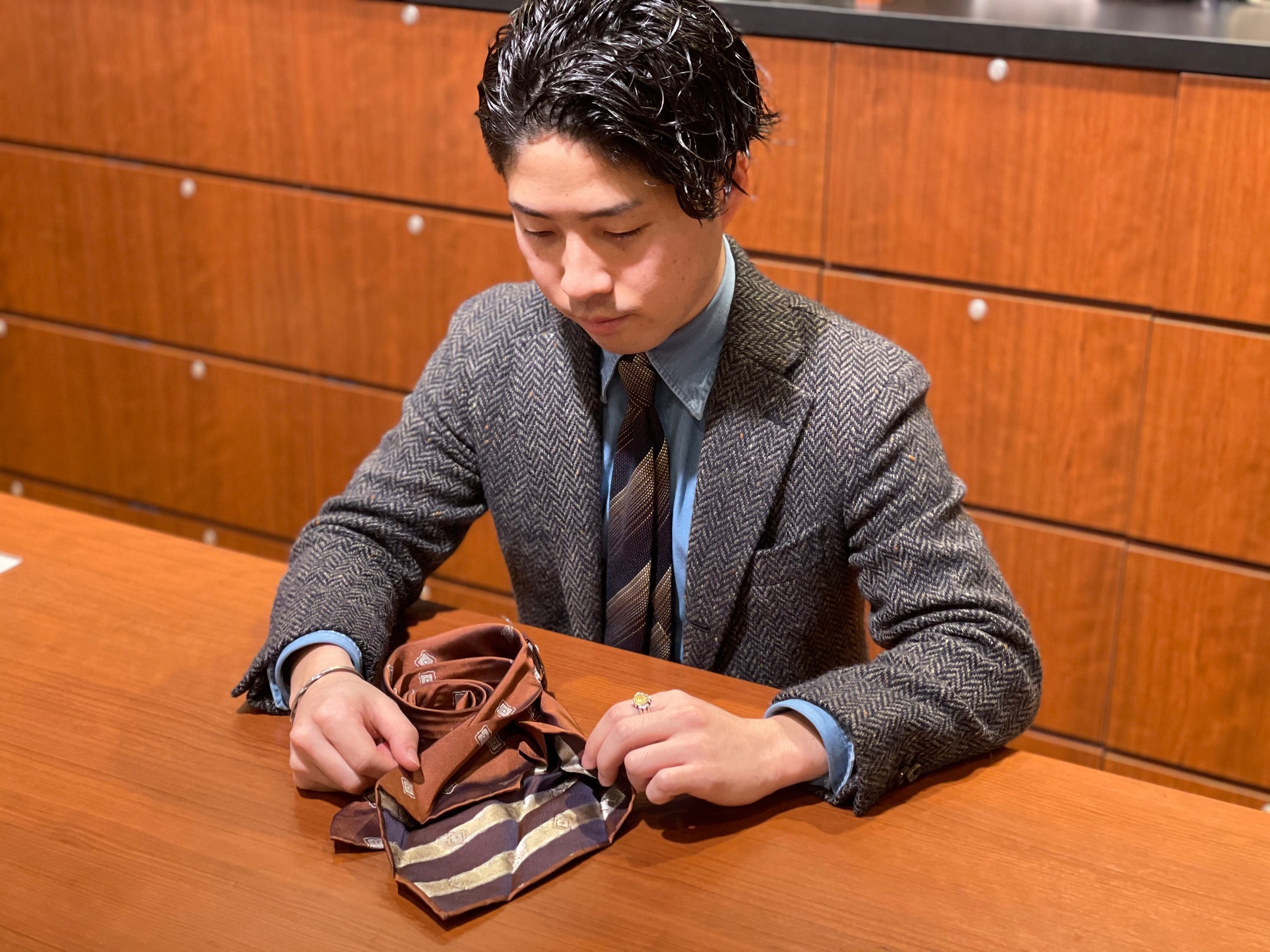 【新品・未使用】イザイア セッテピエゲ ネクタイ IMG_5613.jpg