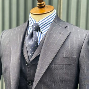 美品✨ モヘア 麻布テーラー ビジネススーツ ネイビー チェック 大きいサイズ 至高のネイビースーツをお探しの方へ。｜博多店のスタッフブログ