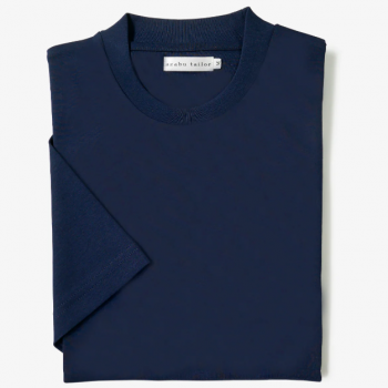 ジャケットスタイルを格上げする、Tシャツ登場