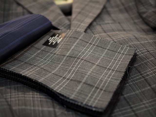 麻布テーラーの Timeless Suit 。