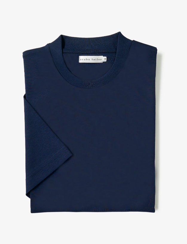 ジャケットスタイルを格上げする、Tシャツ登場