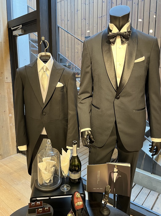 azabu tailor BLACKS　麻布テーラーでフォーマルスーツを