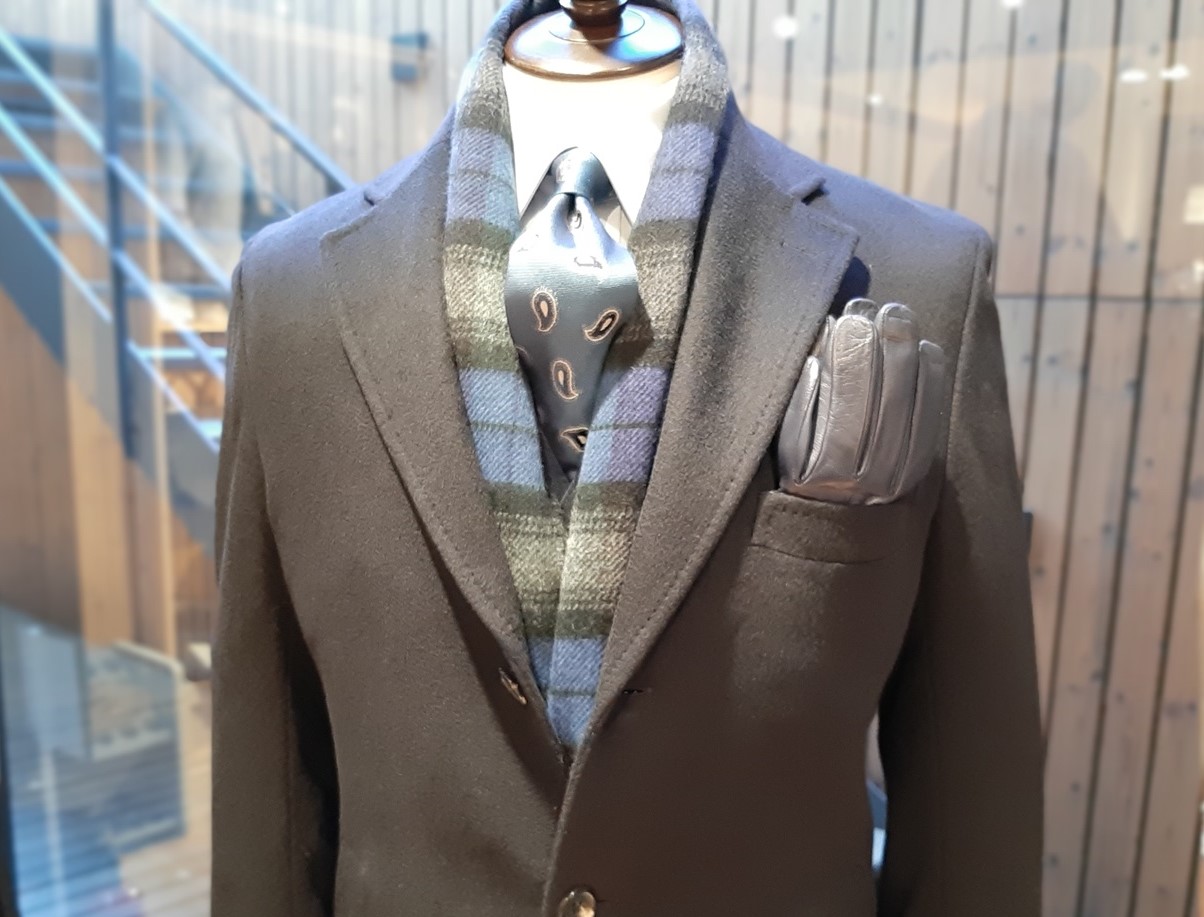 成人式のスーツ姿を格上げする3原則とは？｜二子玉川店のスタッフ