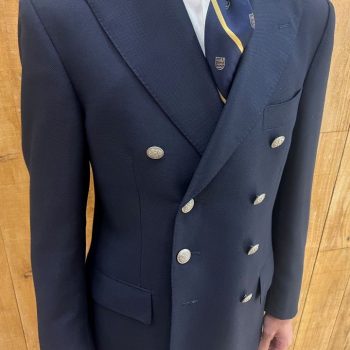 スタッフ熊谷のNewブレザー