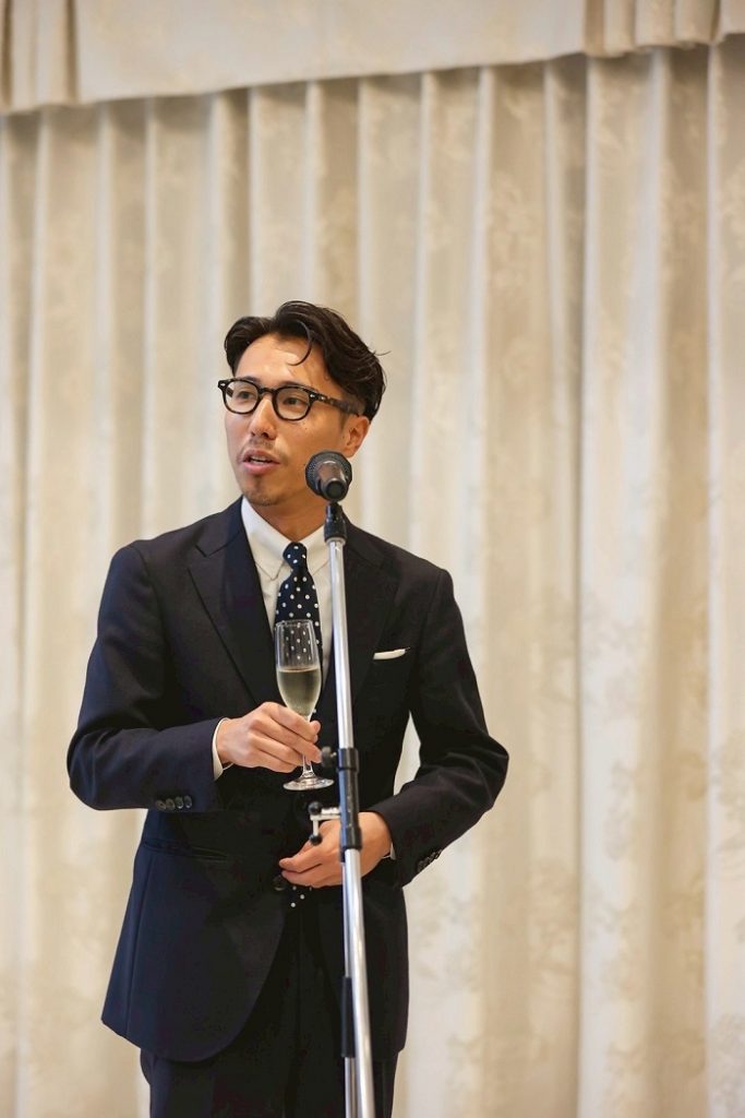 私自身の結婚式用でスリーピース仕立てました。