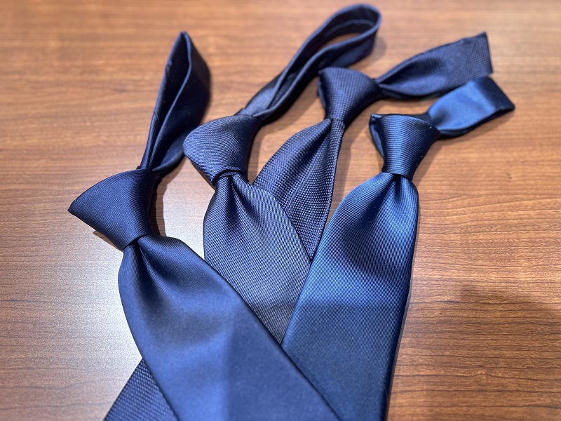 ネイビーソリッドタイ