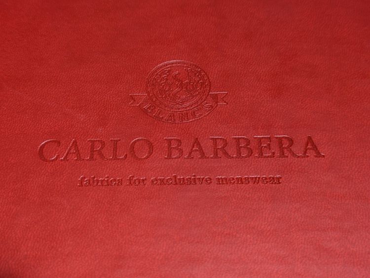 CARLO　BARBERAのドネガルツイード