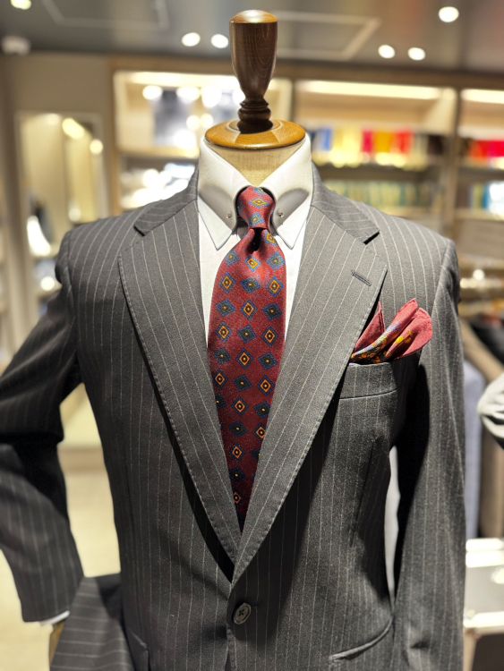 新作ネクタイ入荷しました！