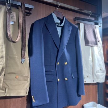 自由自在に変化する。ブレザースーツ！