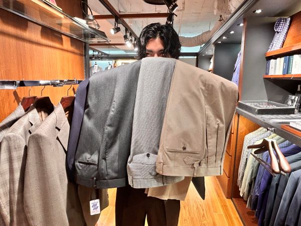 スラックスだけでこんなに変わります！！→お知らせもあるよ