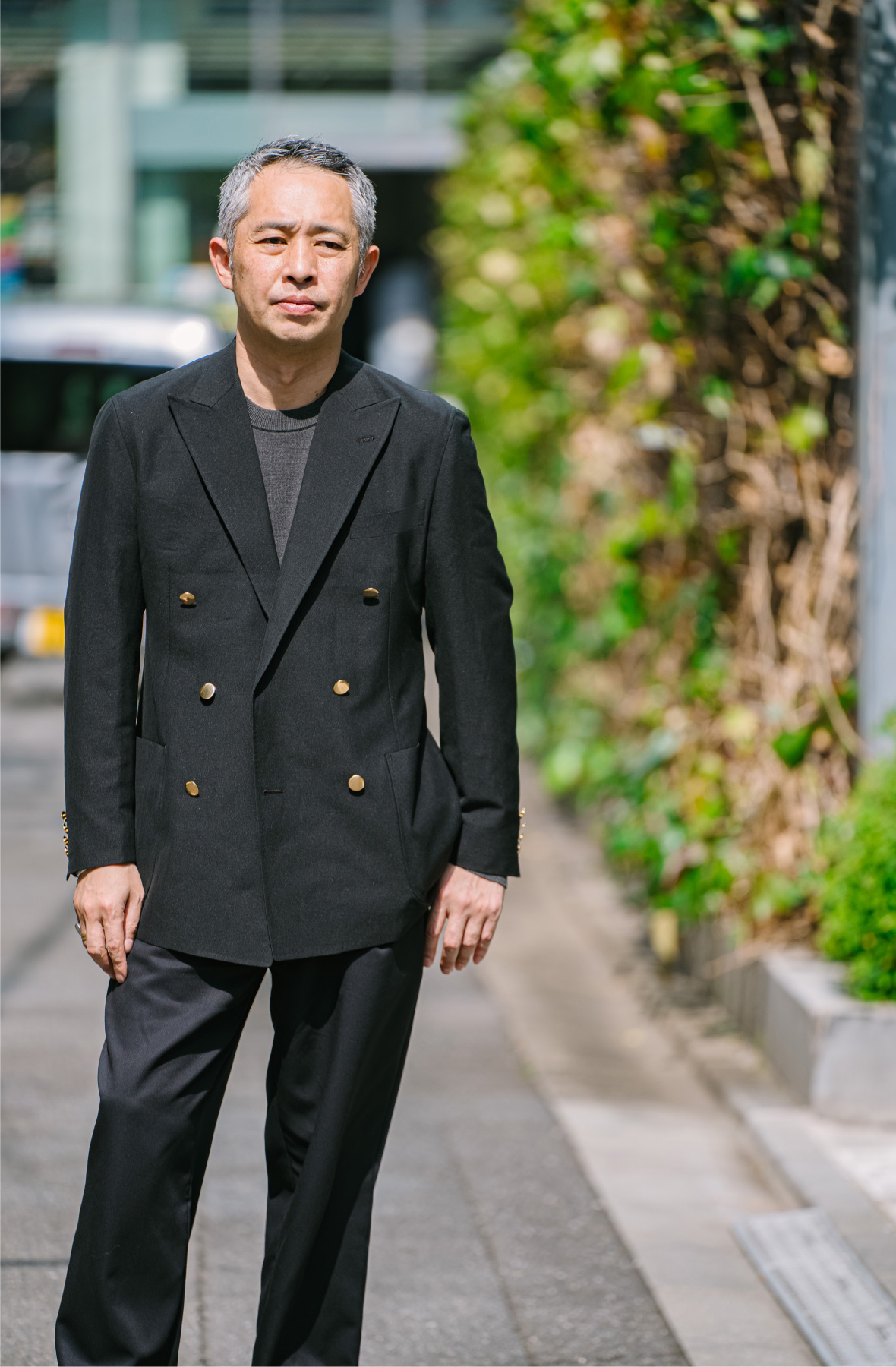 AK MC double breasted blazer in navy linen with bespoke domed brass buttons  - Alexander Kraft Monte Carlo